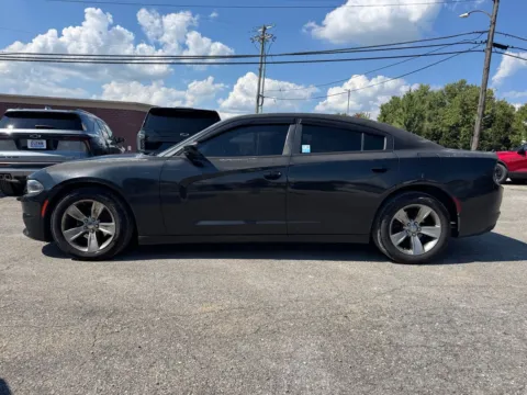 Another view of 2015 Dodge Charger SXT for sale in Eminence, KY at Glenn Chevrolet