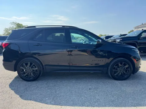 More photos of 2023 Chevrolet Equinox RS at Glenn Chevrolet, KY