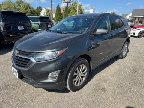 Photos of 2019 Chevrolet Equinox LS for sale in Eminence, KY at Glenn Chevrolet