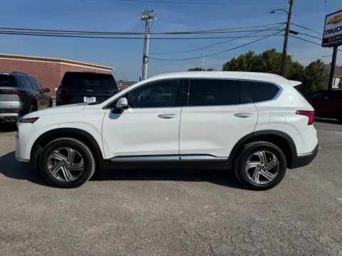 Another view of 2022 Hyundai Santa Fe SEL for sale in Eminence, KY at Glenn Chevrolet