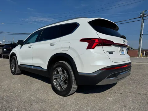 More photos of 2022 Hyundai Santa Fe SEL at Glenn Chevrolet, KY