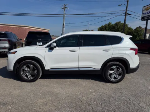 Another view of 2022 Hyundai Santa Fe SEL for sale in Eminence, KY at Glenn Chevrolet