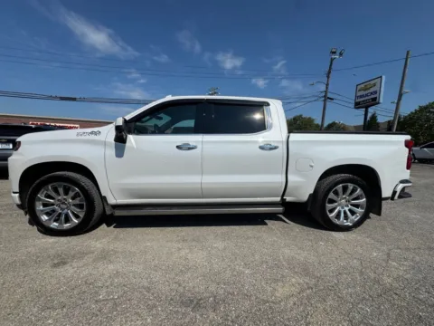 Another view of 2020 Chevrolet Silverado 1500 High Country for sale in Eminence, KY at Glenn Chevrolet