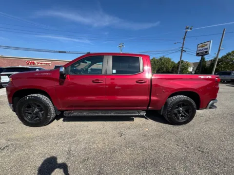 Another view of 2019 Chevrolet Silverado 1500 LT for sale in Eminence, KY at Glenn Chevrolet
