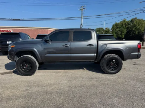 Another view of 2019 Toyota Tacoma TRD Sport for sale in Eminence, KY at Glenn Chevrolet