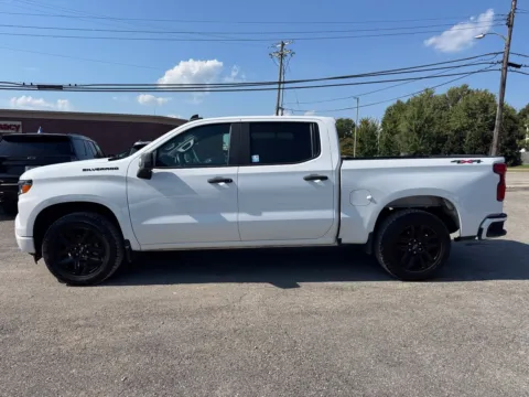 Another view of 2022 Chevrolet Silverado 1500 Custom for sale in Eminence, KY at Glenn Chevrolet
