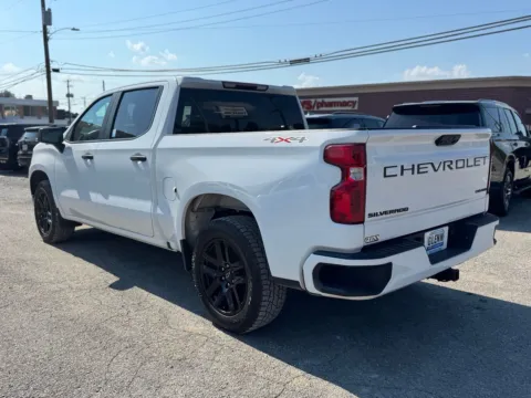 More photos of 2022 Chevrolet Silverado 1500 Custom at Glenn Chevrolet, KY
