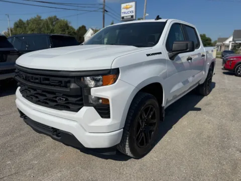 Photos of 2022 Chevrolet Silverado 1500 Custom for sale in Eminence, KY at Glenn Chevrolet