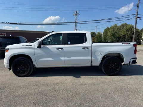 Another view of 2022 Chevrolet Silverado 1500 Custom for sale in Eminence, KY at Glenn Chevrolet