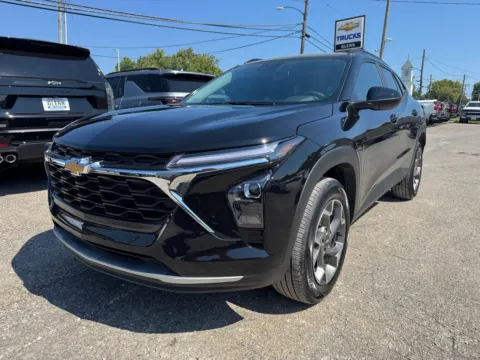 Photos of 2026 Chevrolet Trax LT for sale in Eminence, KY at Glenn Chevrolet