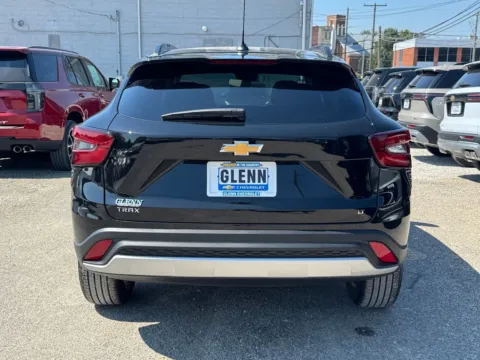 More photos of 2026 Chevrolet Trax LT at Glenn Chevrolet, KY