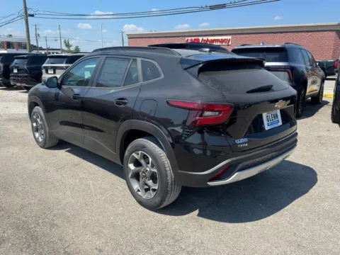 More photos of 2026 Chevrolet Trax LT at Glenn Chevrolet, KY