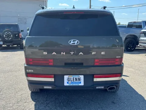 More photos of 2024 Hyundai Santa Fe Limited at Glenn Chevrolet, KY