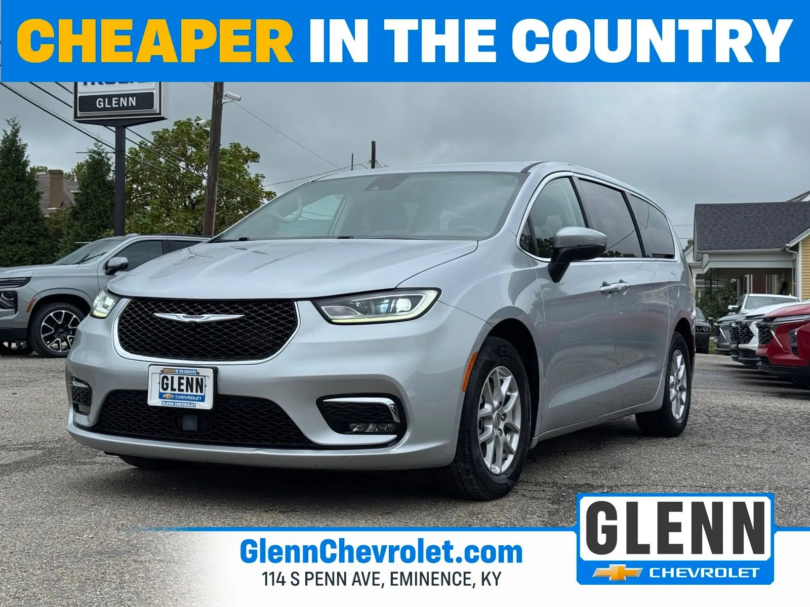 Silver 2023 Chrysler Pacifica Touring L for sale in Eminence, KY