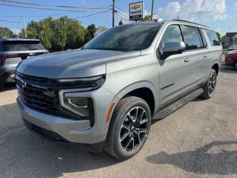 Photos of 2026 Chevrolet Suburban RST for sale in Eminence, KY at Glenn Chevrolet