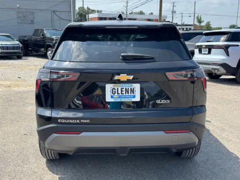 More photos of 2027 Chevrolet Equinox LT at Glenn Chevrolet, KY