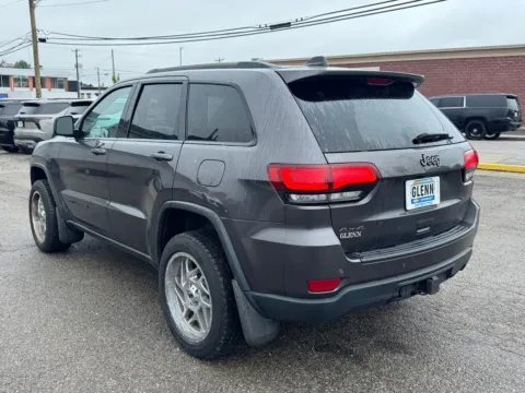 More photos of 2017 Jeep Grand Cherokee Laredo at Glenn Chevrolet, KY