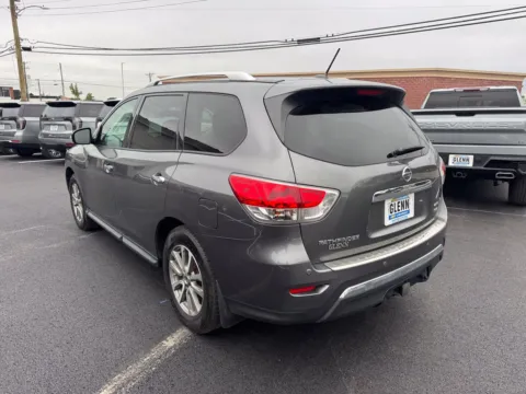 More photos of 2015 Nissan Pathfinder SV at Glenn Chevrolet, KY