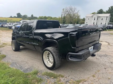 More photos of 2022 GMC Sierra 1500 Limited AT4 at Glenn Chevrolet, KY
