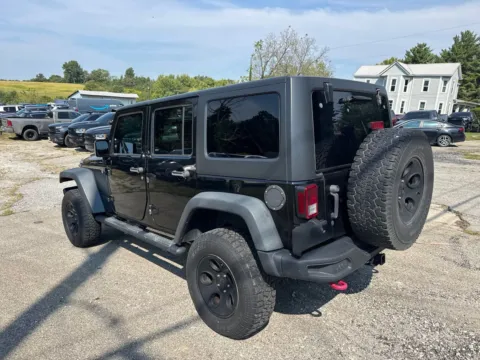 More photos of 2014 Jeep Wrangler Unlimited Rubicon at Glenn Chevrolet, KY