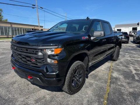 Photos of 2026 Chevrolet Silverado 1500 Custom Trail Boss for sale in Eminence, KY at Glenn Chevrolet