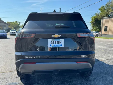 More photos of 2027 Chevrolet Equinox LT at Glenn Chevrolet, KY