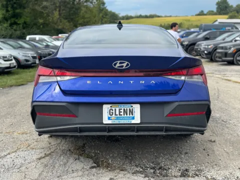 More photos of 2024 Hyundai Elantra SEL at Glenn Chevrolet, KY