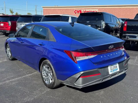 More photos of 2024 Hyundai Elantra SEL at Glenn Chevrolet, KY