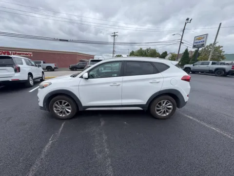 Another view of 2018 Hyundai Tucson SEL for sale in Eminence, KY at Glenn Chevrolet