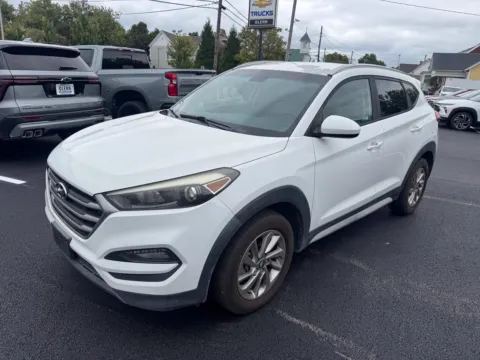 Photos of 2018 Hyundai Tucson SEL for sale in Eminence, KY at Glenn Chevrolet