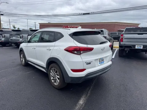 More photos of 2018 Hyundai Tucson SEL at Glenn Chevrolet, KY
