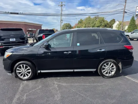 Another view of 2016 Nissan Pathfinder SV for sale in Eminence, KY at Glenn Chevrolet