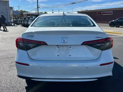 More photos of 2024 Honda Civic Touring at Glenn Chevrolet, KY