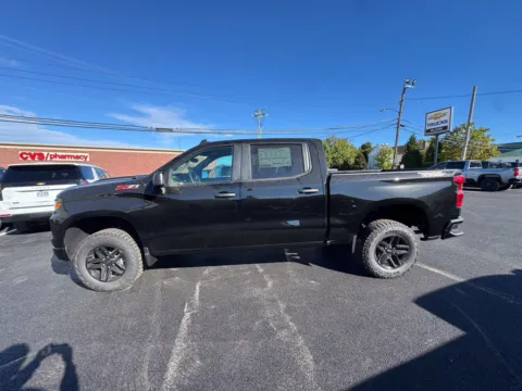 Another view of 2026 Chevrolet Silverado 1500 Custom Trail Boss for sale in Eminence, KY at Glenn Chevrolet
