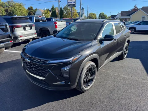Photos of 2026 Chevrolet Trax LT for sale in Eminence, KY at Glenn Chevrolet