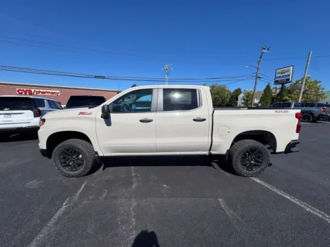 Another view of 2026 Chevrolet Silverado 1500 Custom Trail Boss for sale in Eminence, KY at Glenn Chevrolet