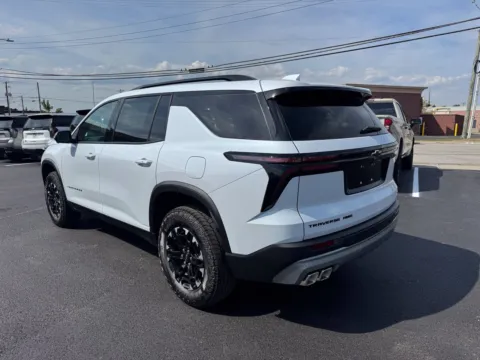 More photos of 2027 Chevrolet Traverse Z71 at Glenn Chevrolet, KY