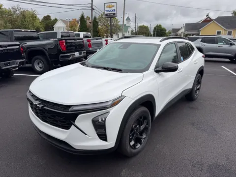 Photos of 2026 Chevrolet Trax LT for sale in Eminence, KY at Glenn Chevrolet