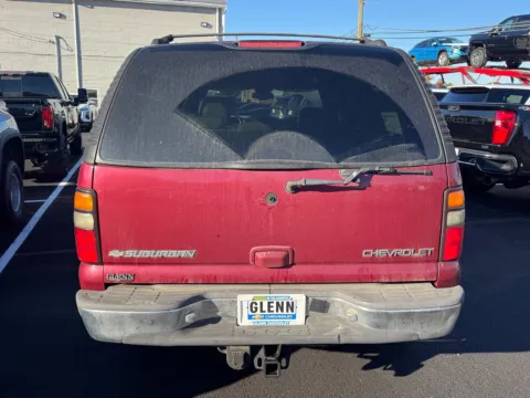 More photos of 2004 Chevrolet Suburban 1500 LT at Glenn Chevrolet, KY
