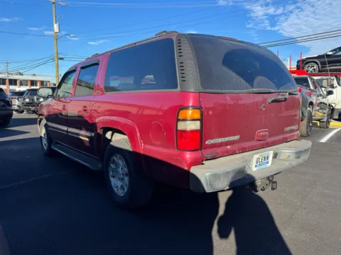 More photos of 2004 Chevrolet Suburban 1500 LT at Glenn Chevrolet, KY