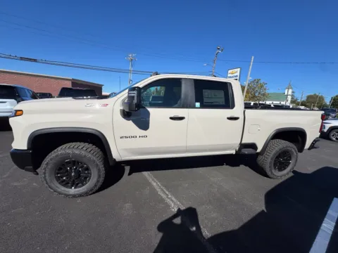 Another view of 2026 Chevrolet Silverado 2500 HD ZR2 for sale in Eminence, KY at Glenn Chevrolet