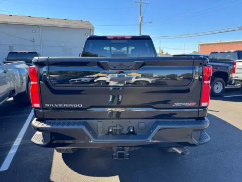 More photos of 2026 Chevrolet Silverado 2500 HD ZR2 at Glenn Chevrolet, KY
