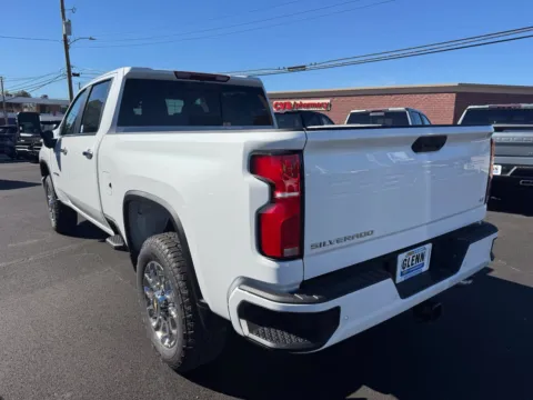More photos of 2026 Chevrolet Silverado 2500 HD LT at Glenn Chevrolet, KY