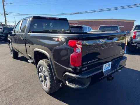 More photos of 2026 Chevrolet Silverado 2500 HD Custom at Glenn Chevrolet, KY