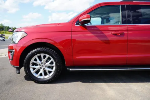 More photos of 2021 Ford Expedition XLT at West Plains Auto World, MO