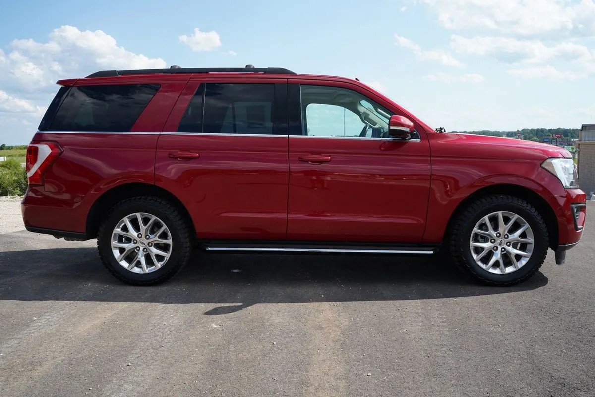 2021 Ford Expedition XLT - Photo 11