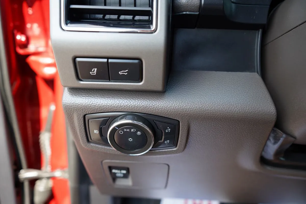 2021 Ford Expedition XLT - Photo 34