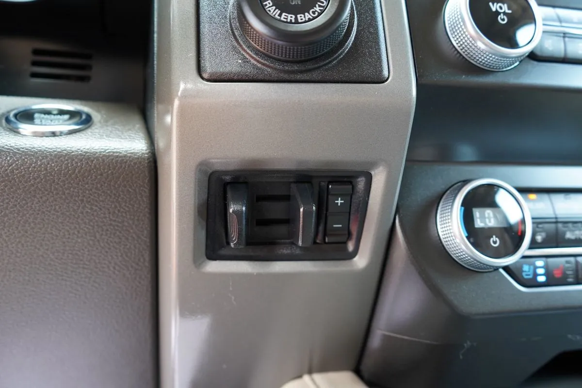 2021 Ford Expedition XLT - Photo 29