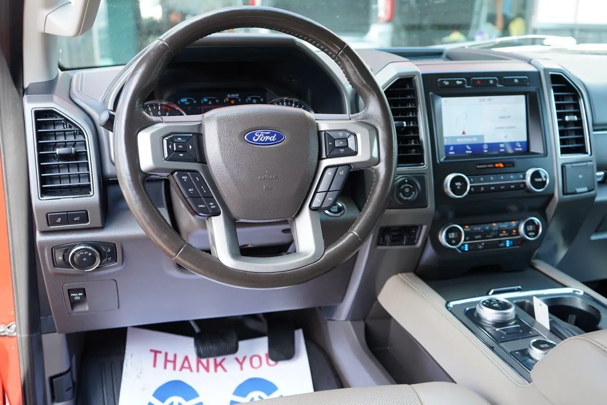 2021 Ford Expedition XLT - Photo 16