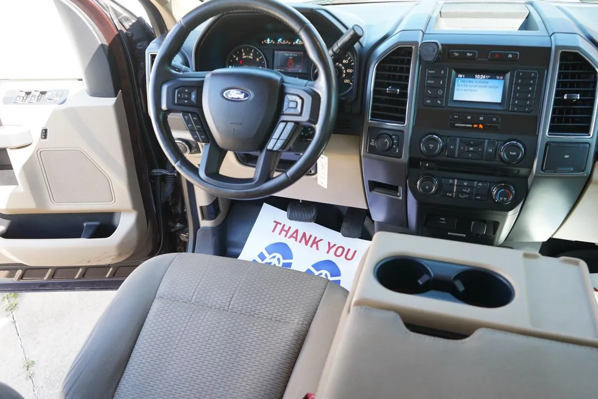 Ford F-150 photo 35